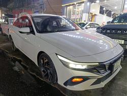 هیوندای ئەلەنترا